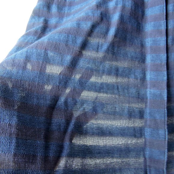 Tommy Bahama XS navy blue shadow stripe button down light blouse top shirt - Picture 7 of 10